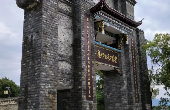 江西南昌梅嶺古鎮+安義古村+雙子塔一日遊可中英文服務