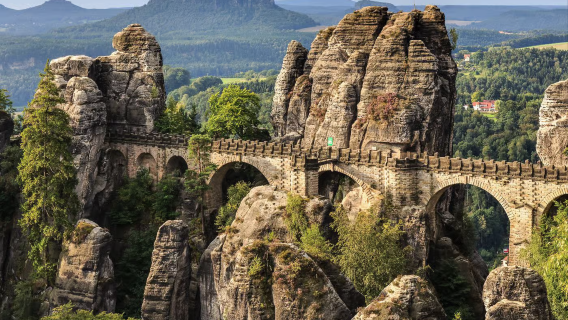 Czech Republic Swiss National Park Bohemia / Saxon Switzerland Park / Optional Hike / Narnia
