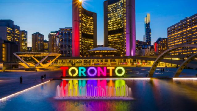 Toronto : Visite nocturne en petit groupe + Croisière dans le port