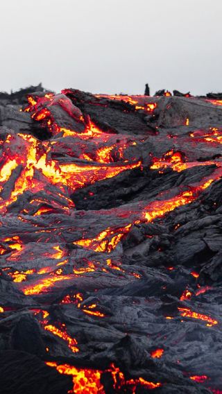 Iceland Fagradalsfjall Volcano hiking + Blue Lagoon 1-day tour: Includes hot spring admission ticket + city area transfer