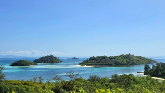 Dagutflykt till Sainte Anne Marine National Park på Seychellerna - glasbåt, snorkling och BBQ-lunch