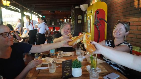 Miami: Art Deco Food Tour with Private Cigar & Rum Upgrade
