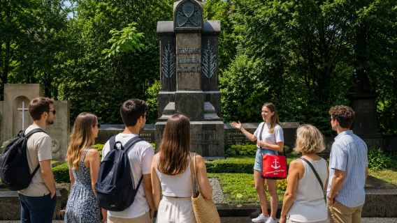 Melaten Friedhof: Guided tour with all senses