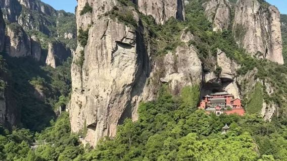 Penerangan berpandu pemandu pelancong profesional Wenzhou sehari·Gunung Yandang/Sungai Nanxi/Dongtou/Air Terjun Baizhang/Pulau Jiangxin