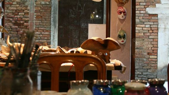 Venice: Bengkel Topeng Karnival