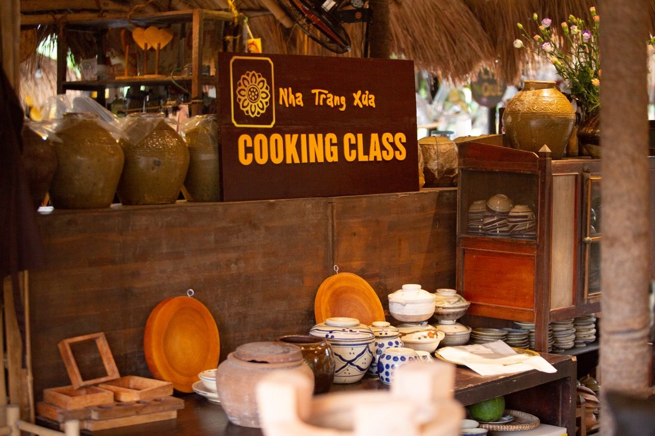 Clase de cocina de gastronomía vietnamita en el restaurante Nha Trang Xua