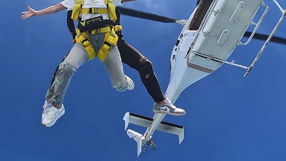 雲南大理洱海跳傘 5000公尺高度直升機空中觀光海景跳傘【5000公尺自由落體+專業高清攝影+視訊剪輯】