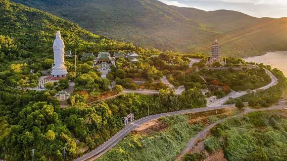 Tour tham quan Chùa Linh Ứng, Bán đảo Sơn Trà, Ngũ Hành Sơn và Hội An về đêm: Tour ghép khởi hành từ Đà Nẵng