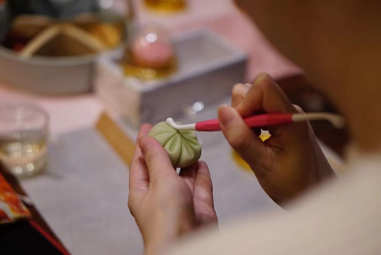 Traditional Tangguozi (Chinese Tea Pastry) Making Experience: Crafting Art & Culture