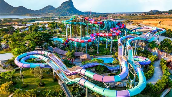 Ramayana Water Park - Thai mythology theme|34 slides + 4 large heated children's play areas