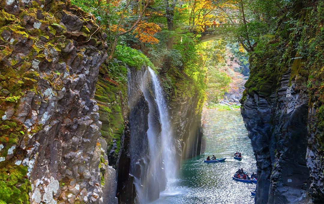 Hidden Gems of Kyushu, Japan: Aso Volcano with Free Shuttle & Kusasenri & Takachiho Gorge 1-day Tour