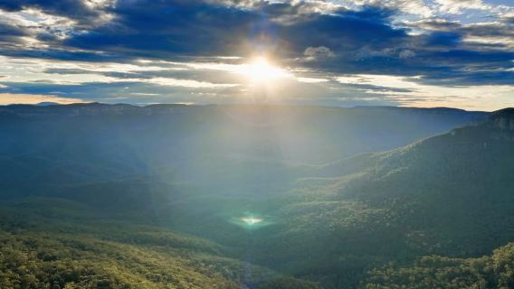 Sydney: Waterfall Bushwalk and Blue Mountain Sunset Day Trip