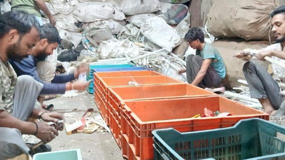 Mumbai: Recorrido de 2 horas por los barrios marginales de Dharavi con guía local