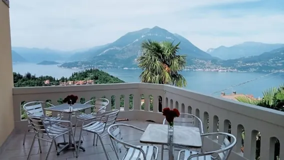 Lago di Como: Aperitivo in villa al tramonto con cocktail