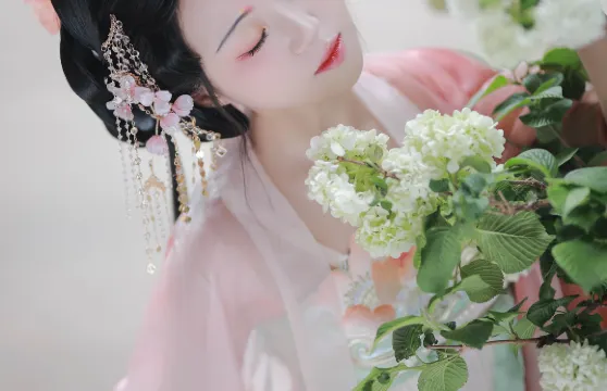 長興旅拍【攝影攝像航拍約拍跟拍隨走隨拍 +多語言翻譯本地攝影師】