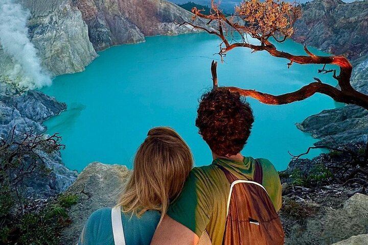 จากบันยูวังงีหรือบาหลี ชมพระอาทิตย์ขึ้นที่ภูเขาไฟอิเจน รวมทุกอย่างแล้ว