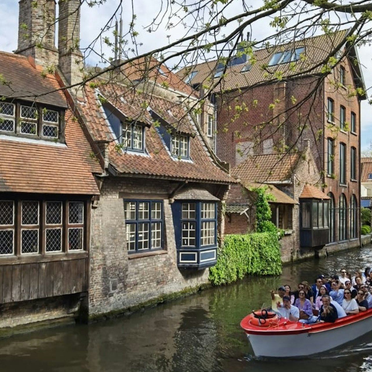 Bruges and Ghent: Historical Guided Day Trip from Brussels