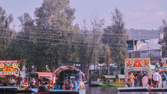 Xochimilco, Coyoacan & Museo Casa Kahlo: Guided Tour