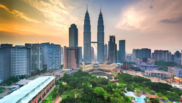 吉隆坡舒享一日遊 雨林氧吧 + 老城風情休閒打卡