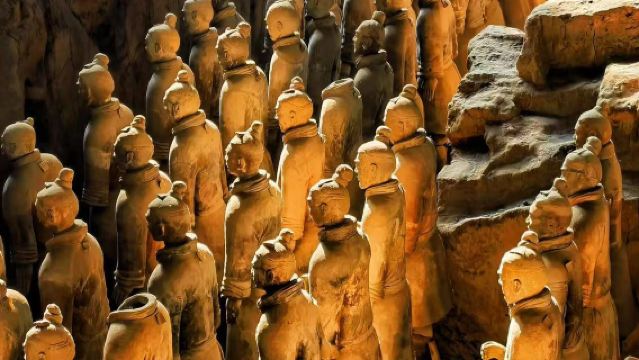 Tiket masuk Muzium Makam Qin Shi Huangdi Xi'an (Tentera Terracotta) + lawatan berpandu secara langsung + fon telinga tanpa wayar