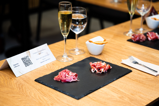 Jamón Experience Essentials: Kelas Pengenalan Ham Iberico Barcelona