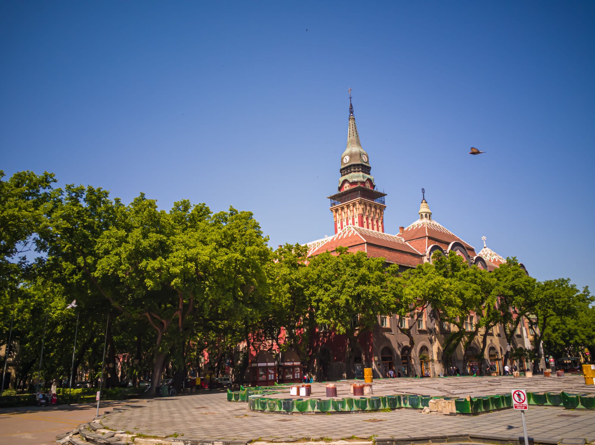 塞爾維亞蘇博蒂察+澤蒙小鎮一日遊【2人成團，上門接送】