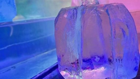 Pengalaman IceBar Cologne