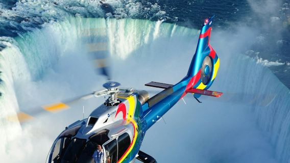 Niagara Falls: Helicopter Ride + Boat Cruise + Lunch + Transport