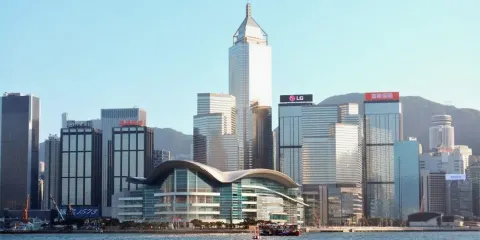 【贈上網卡】香港一日遊·太平山頂+星光大道+金紫荊+維港風景