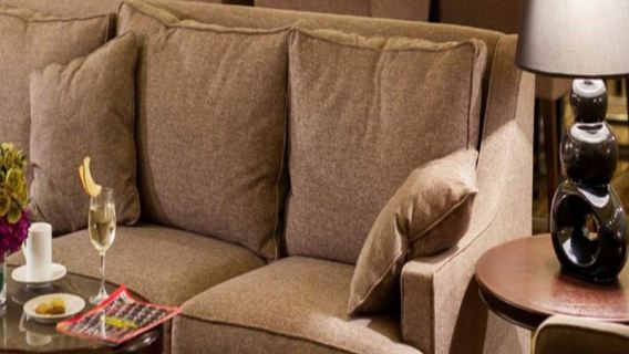 Salon VIP de l'aéroport international de Macau en Chine - Plaza Premium Lounge 5228