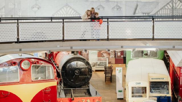 เบลฟัสต์: ตั๋วเข้าชมพิพิธภัณฑ์บริการการเดินทางอัลสเตอร์