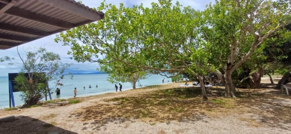 Noumea: Ferry de ida y vuelta a los islotes Master