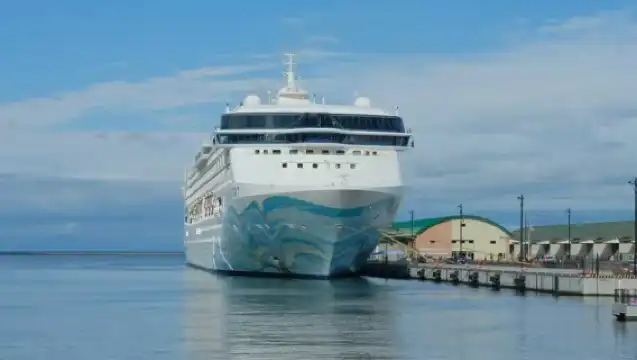 日本北海道小樽硝子館+天狗山+小樽運河【中文包車+尊享定制】