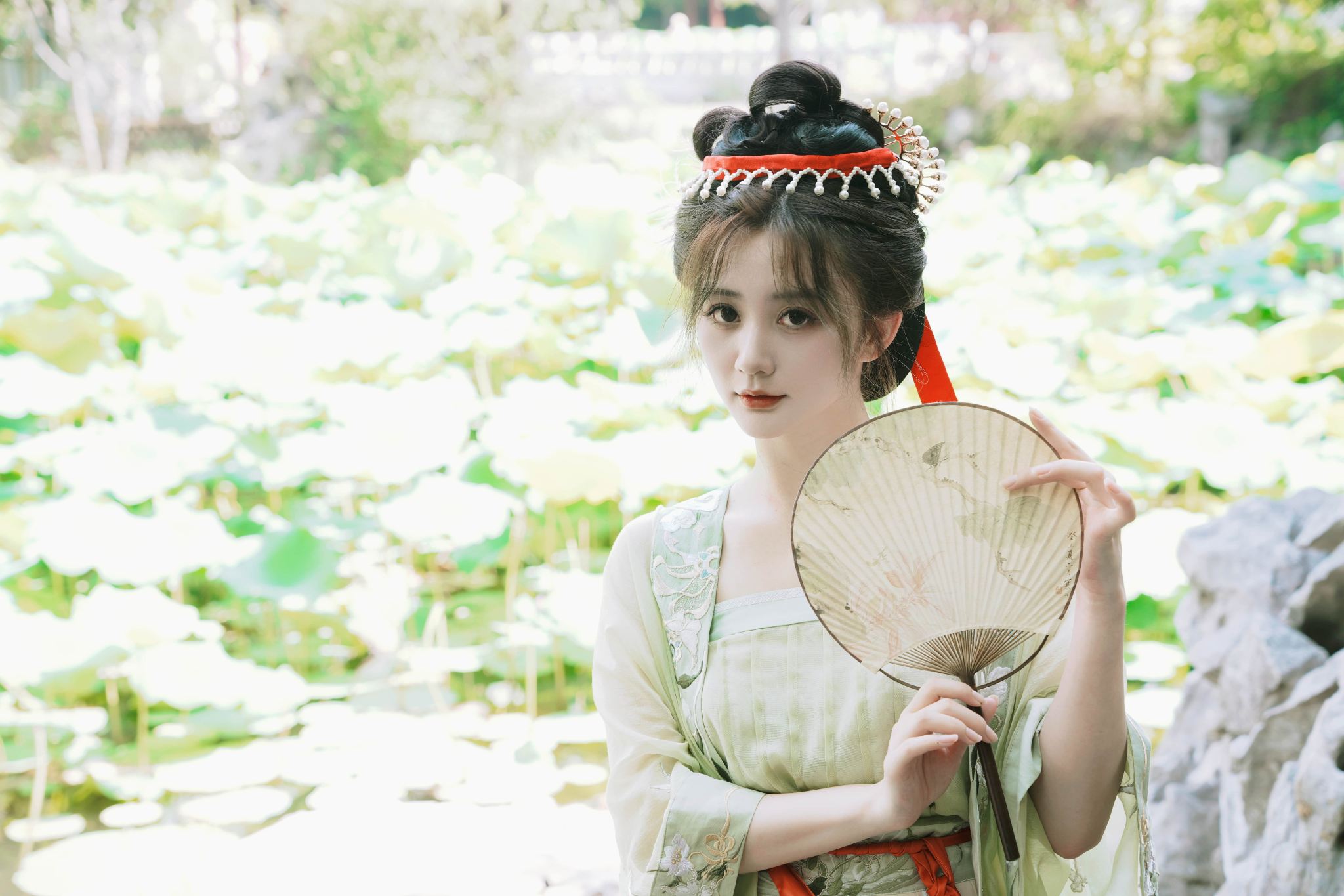 Dafang Trip Moments[Luxiang Ancient Town Yi ethnic style photography with aerial shots, walk-and-shoot service + multilingual translation by local photographer guide]