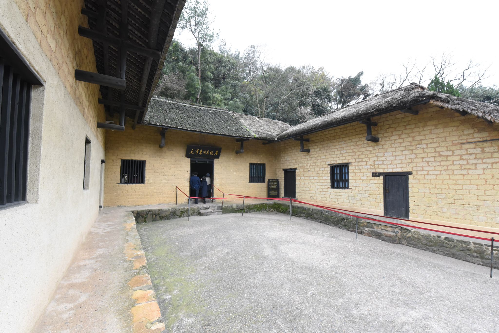 長沙來回毛主席故居+韶山花明樓+劉少奇故居一日遊-不含門票