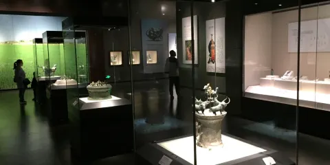 雲南大理:古城發呆與洱海下午茶