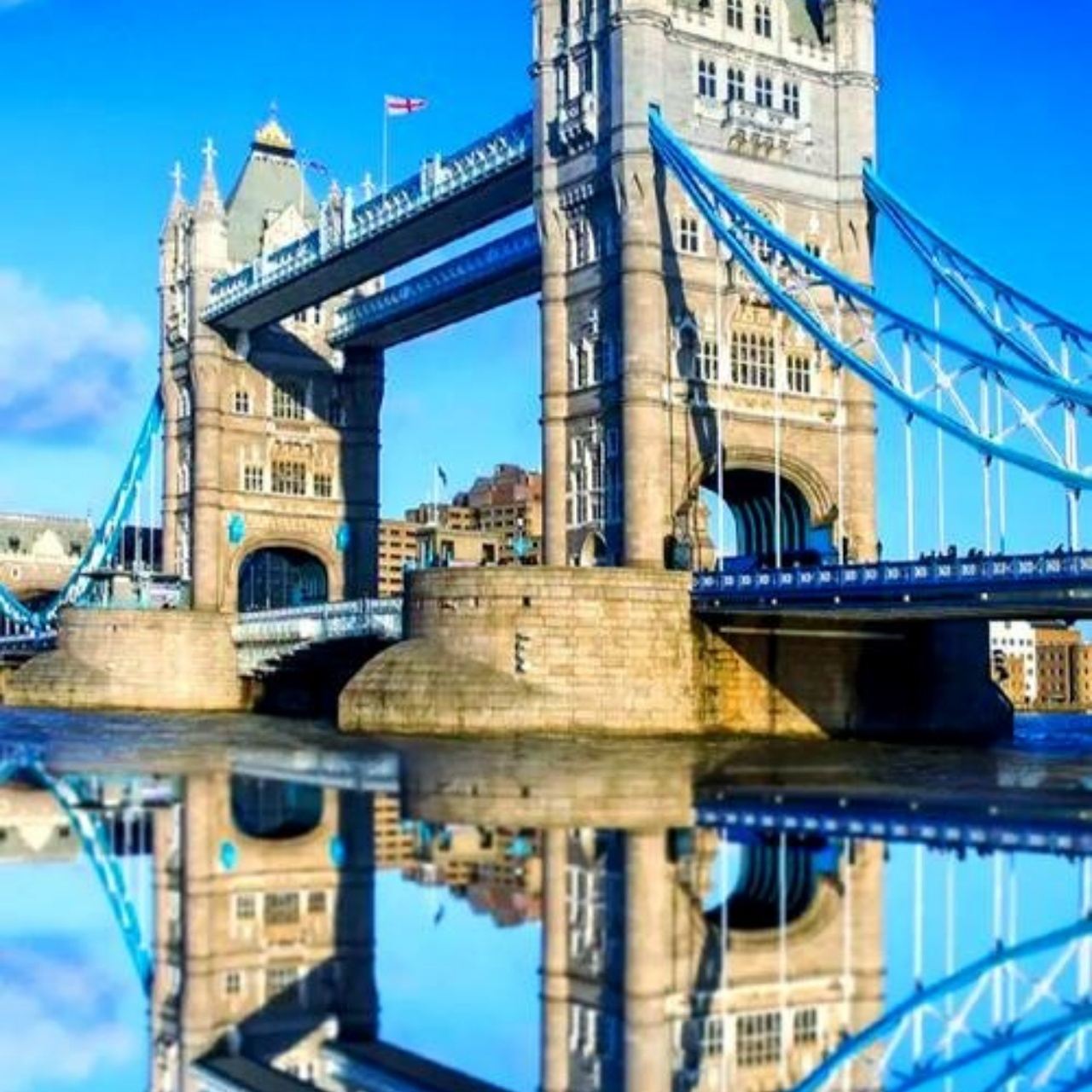 London, UK + Seven Sisters Cliffs + Brighton day tour / adjustable itinerary - customizable