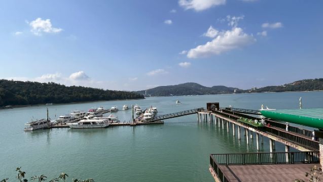 Sun Moon Lake Light Travel | Cruise × Xiangshan Biking × Ita Thao Cuisine | Departing from Taichung | Groups of Two