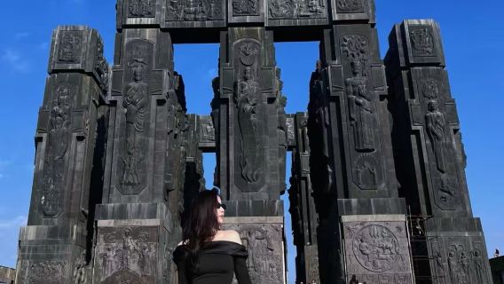 Tagesausflug in Georgien: Steinkreis von Tiflis + Chronik-Denkmal + Mutterfestung / Anpassbare Route