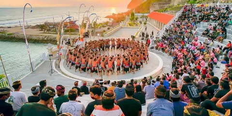梅拉斯蒂海灘凱卡克日落舞蹈表演及金巴蘭海鮮晚餐