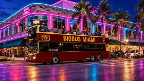 Miami: Open-top Bus Sightseeing Night Tour with Live Guide