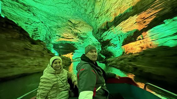 Wycieczka jednodniowa: Jaskinia Huanglong i miasto Furong | Jaskinia krasowa + nocny widok na zabytkowe miasto z wodospadem