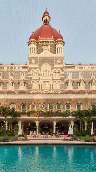 Same Day Mumbai City Tour & Elephanta Caves Excursion