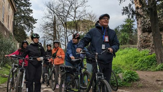 Аппиева дорога: Экскурсия на электровелосипеде с гидом