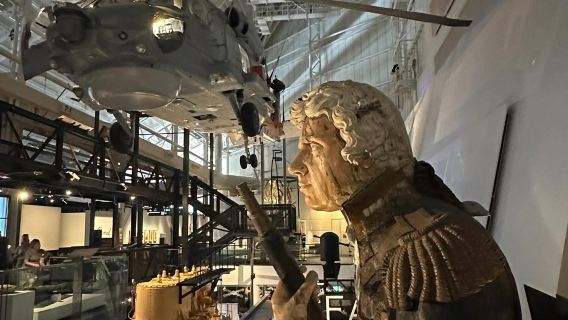 ทัวร์วันเดียว/ทัวร์หลายวัน ซิดนีย์โอเปร่าเฮาส์ + อาคารควีนส์ + พิพิธภัณฑ์สัตว์น้ำ + พิพิธภัณฑ์การเดินเรือแห่งชาติ (ภาษาอังกฤษ)