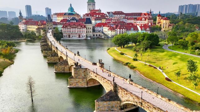東莞可園+西溪古村+松山湖外觀華為小鎮一日遊|私家團上門接送