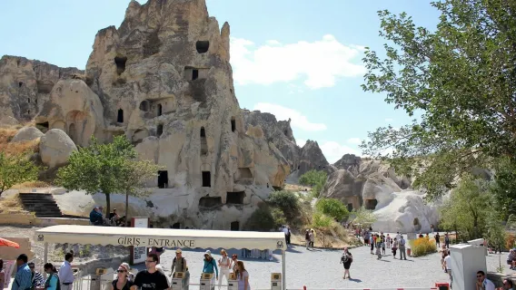 Cappadocia Red Tour: 1-Day Excursion from Göreme