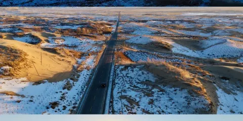 青海湖環湖一日遊【包車】尕日拉寺+青海湖二郎劍景區+金沙灣