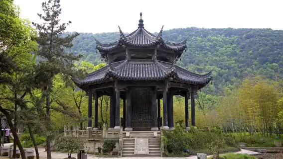 [오늘의 웨 상세 토크] 사오싱시 가이드 급히 바이초원부터 삼위서원, 션위안, 동호 란팅 등지 투어를 요청했는데, 자세한 가이드.