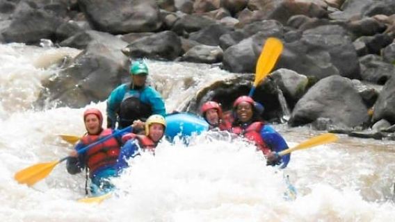 RAFTING CHUQUICAHUANA+ZIP LINE 1 DAY